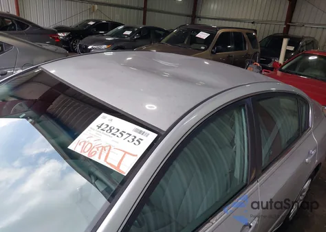 2011 Nissan Altima 2.5 S z USA, uszkodzony, nr VIN 1N4AL2AP2BC106671